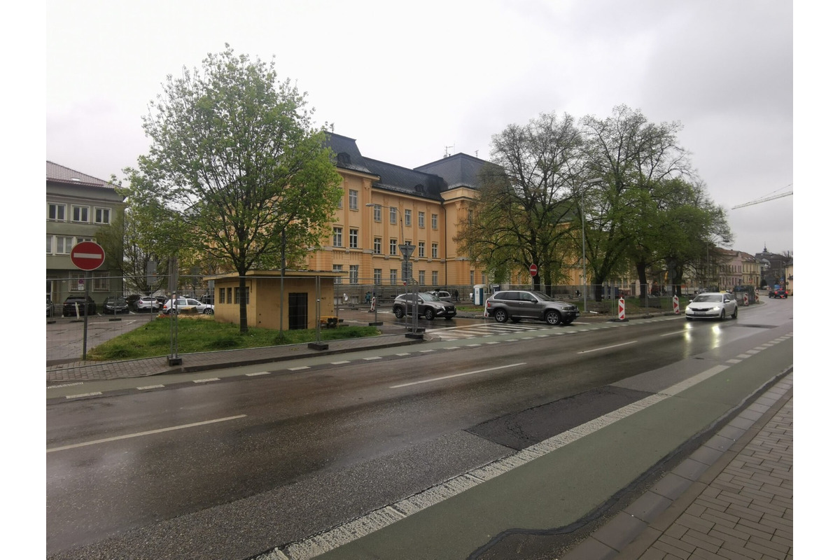 FOTO: Srdce Trenčína sa mení, Námestie sv. Anny prechádza premenou, foto 6