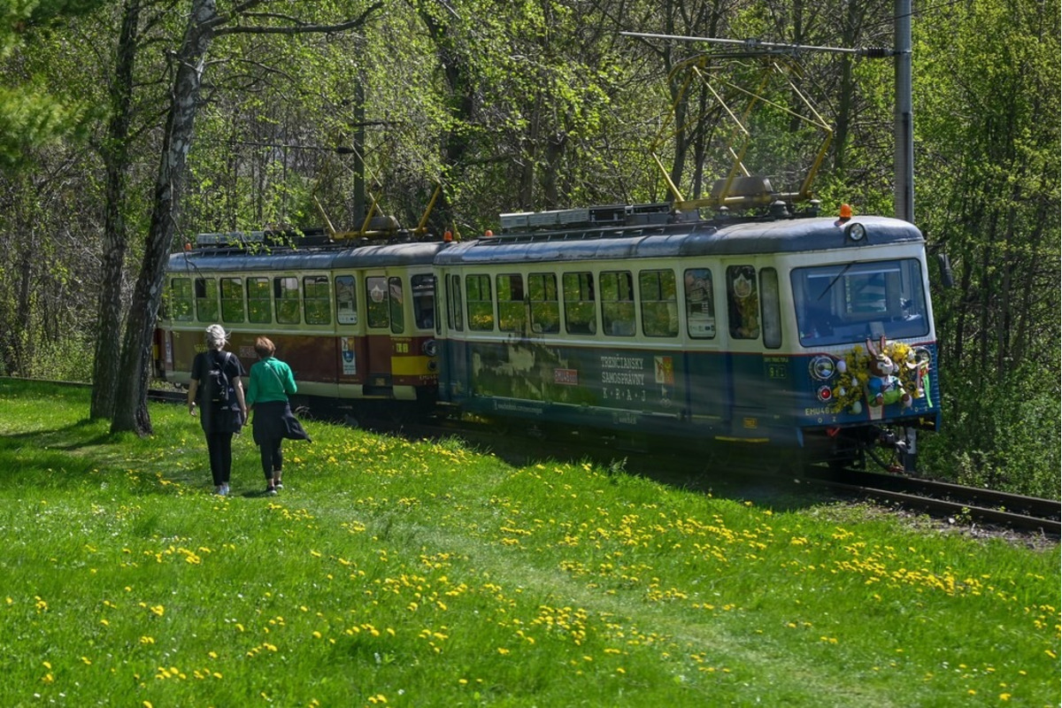 FOTO: Veľkonočnú električku sprevádzalo takmer tisíc cestujúcich, foto 10