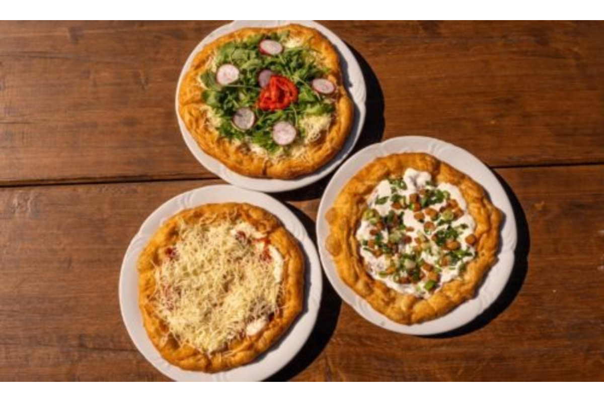 FOTO: V trenčianskom penzióne robia údajne najlepšie langoše na Slovensku , foto 7