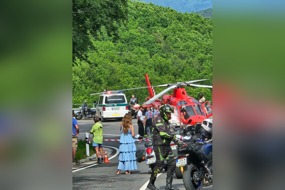 FOTO: Na Skýcove došlo ku vážnej dopravnej nehode , foto 1