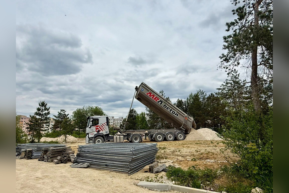 FOTO: V Považskej Bystrici vyrastie nová pumptracková dráha, foto 1