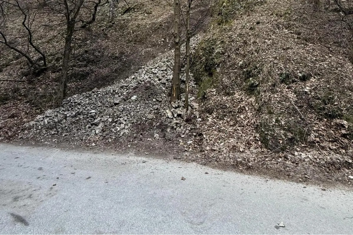 FOTO: Mesto Považská Bystrica pristúpi, po krízovom štábe, ku bezpečnostným opatrenia v Manínskej tiesňave  , foto 2