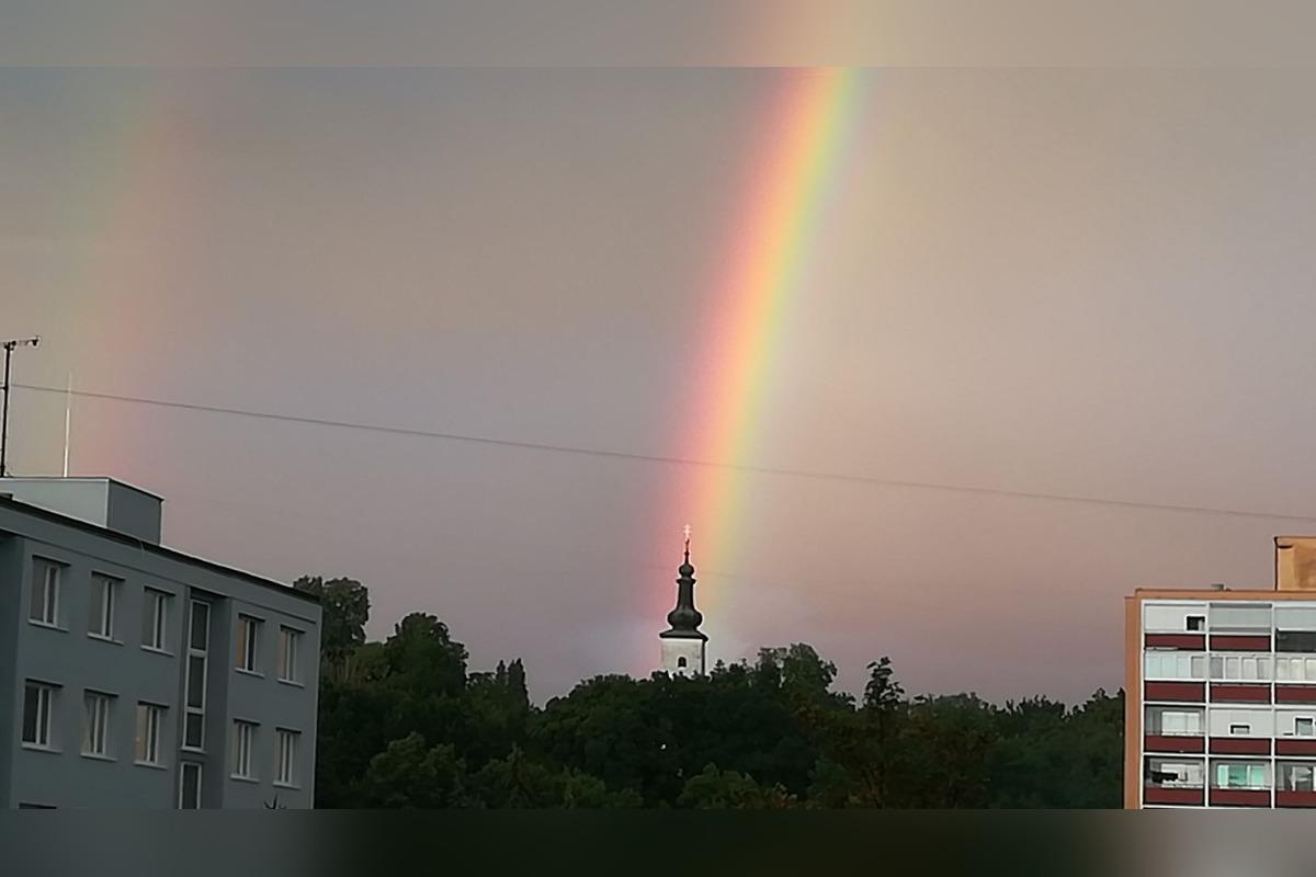 FOTO: Nadšení Prievidžania cez víkend zachytávali dúhu nad mestom, pozrite si jedinečné zábery, foto 1