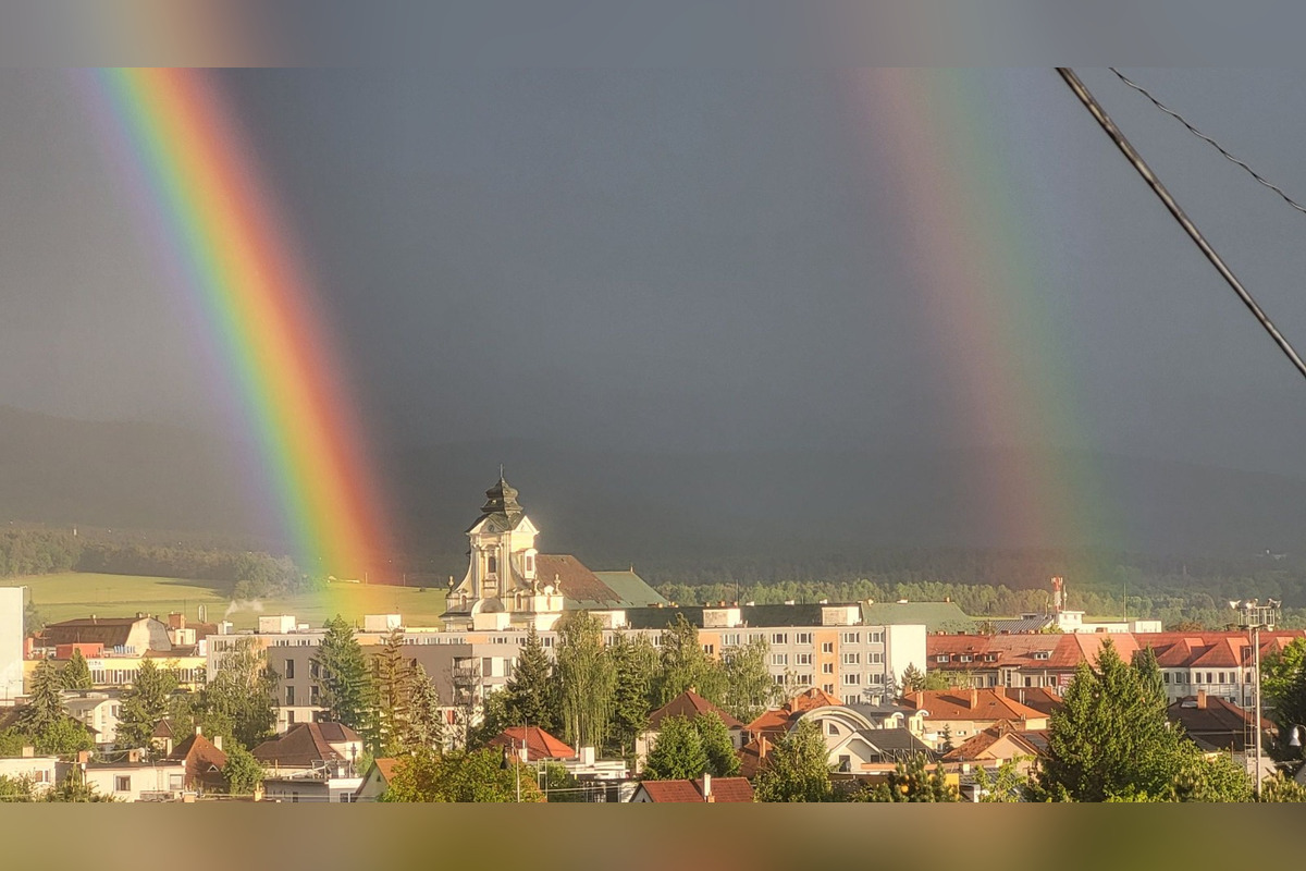 FOTO: Nadšení Prievidžania cez víkend zachytávali dúhu nad mestom, pozrite si jedinečné zábery, foto 21