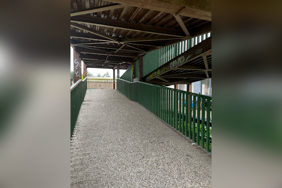 FOTO: Od júla neprejdete, prievidzská lávka nad železnicou sa dočká opravy, foto 3