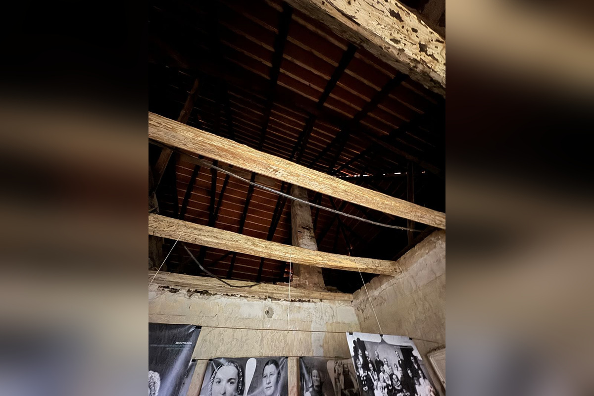 Timravin rodný dom je v žalostnom stave, šperkárka opäť využíva svoju tvorbu na dobrú vec, foto 3