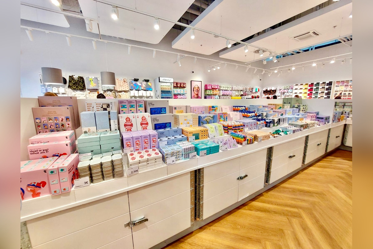 FOTO: Trenčania môžu navštíviť prvú predajňu FB Flying Tiger Copenhagen v OC Laugaricio , foto 6