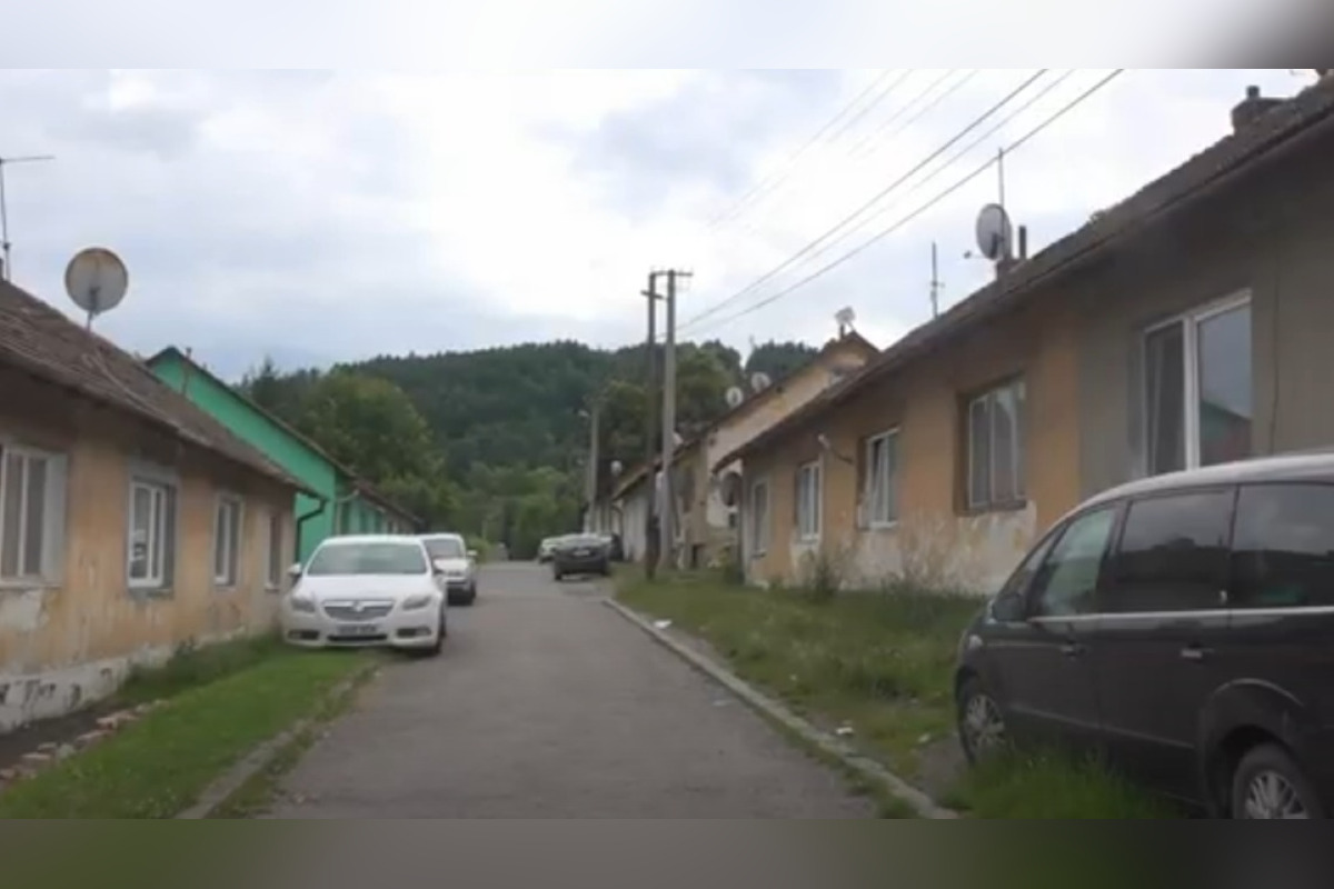 FOTO: Vedenie mesta Handlová začalo riešiť dlhoročný problém s kolóniou , foto 3