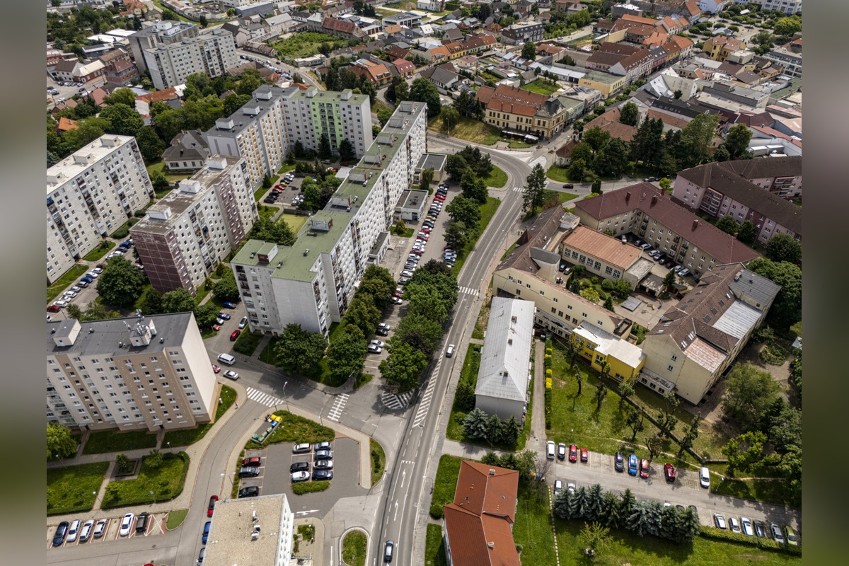 FOTO: Začína sa oprava havarijnej kanalizácie na Klčovej ulici v Novom Meste nad Váhom, potrvá celé leto, foto 6