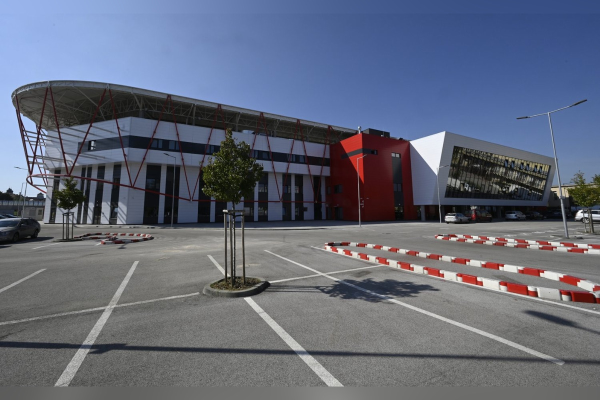 FOTO: V meste Trenčín budú s súvislosti s Majstrovstvami Európy do 21 rokov dopravné obmedzenia , foto 3