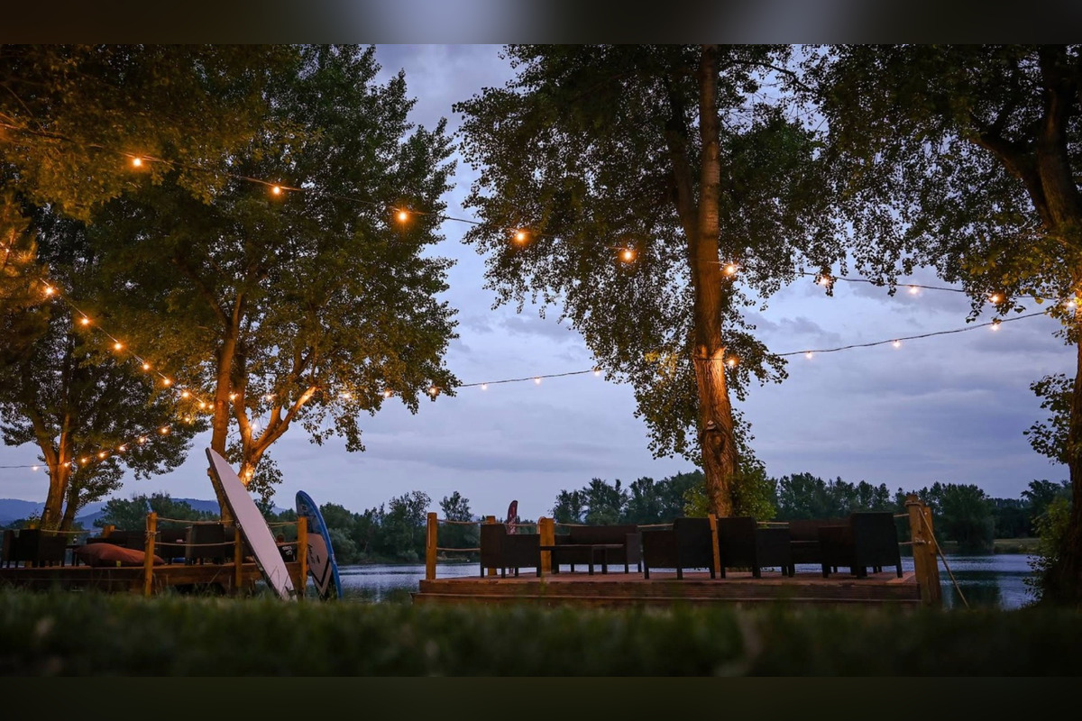 FOTO: Vyhliadkový vláčik spája Nové Mesto nad Váhom s Beckovom. Vydajte sa na výlet bez auta, foto 3