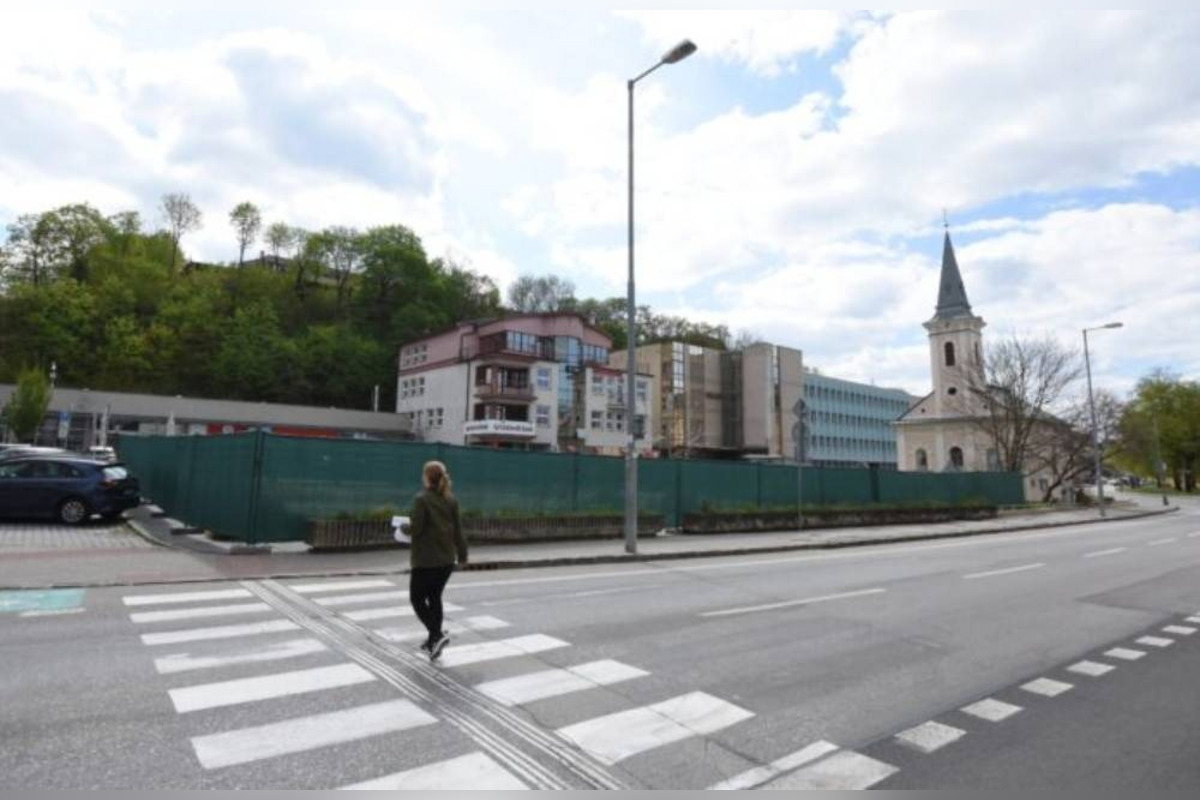 FOTO: V Trenčíne budú počas víkendu prebiehať opravy, môžu nastať dopravné obmedzenia , foto 2