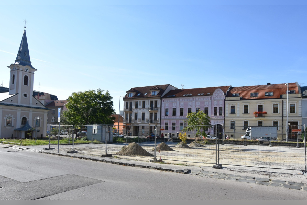 FOTO: V Trenčíne budú počas víkendu prebiehať opravy, môžu nastať dopravné obmedzenia , foto 4