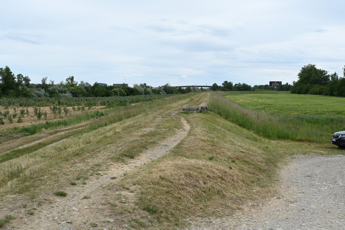 FOTO: Z Beckova až na Vážsku cyklomagistrálu, začala sa výstavba 6-kilometrového úseku, foto 3