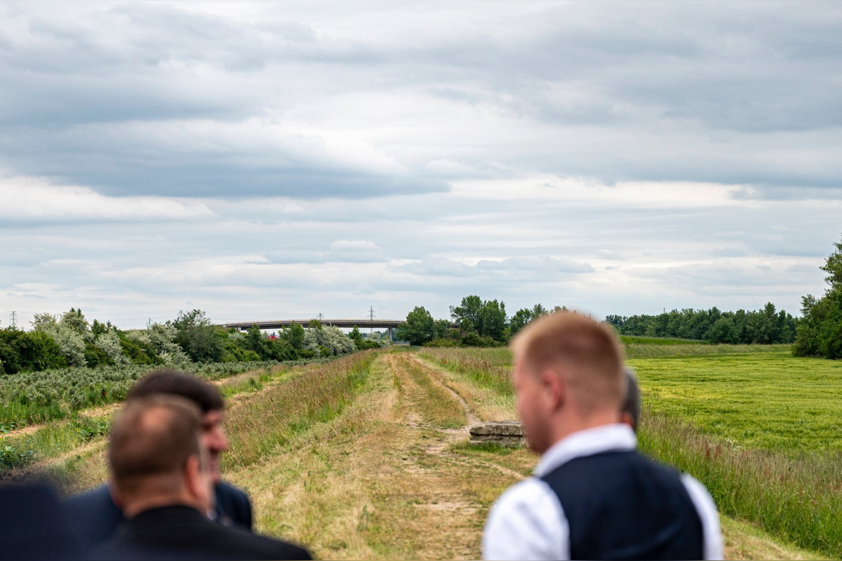 FOTO: Z Beckova až na Vážsku cyklomagistrálu, začala sa výstavba 6-kilometrového úseku, foto 4