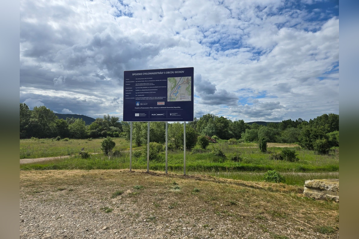 FOTO: Z Beckova až na Vážsku cyklomagistrálu, začala sa výstavba 6-kilometrového úseku, foto 7