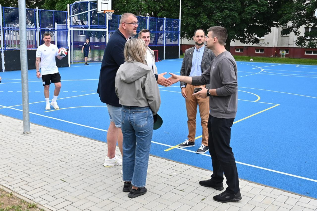 FOTO: Ihrisko v Dubnici nad Váhom prešlo modernizáciou, foto 1