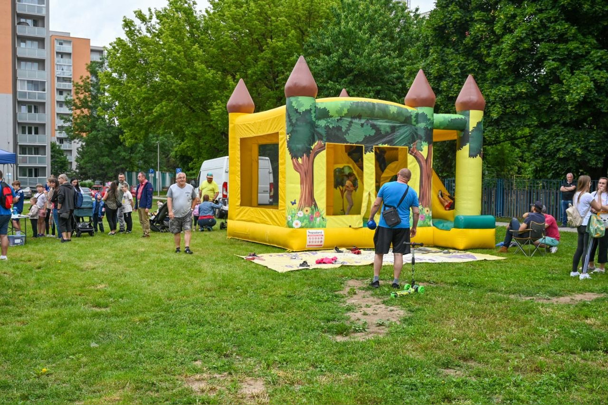 FOTO: Ihrisko v Dubnici nad Váhom prešlo modernizáciou, foto 16