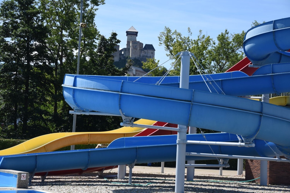 FOTO: Letná sezóna začína, letné kúpalisko na Ostrove v Trenčíne otvára v piatok 20 júna, foto 7
