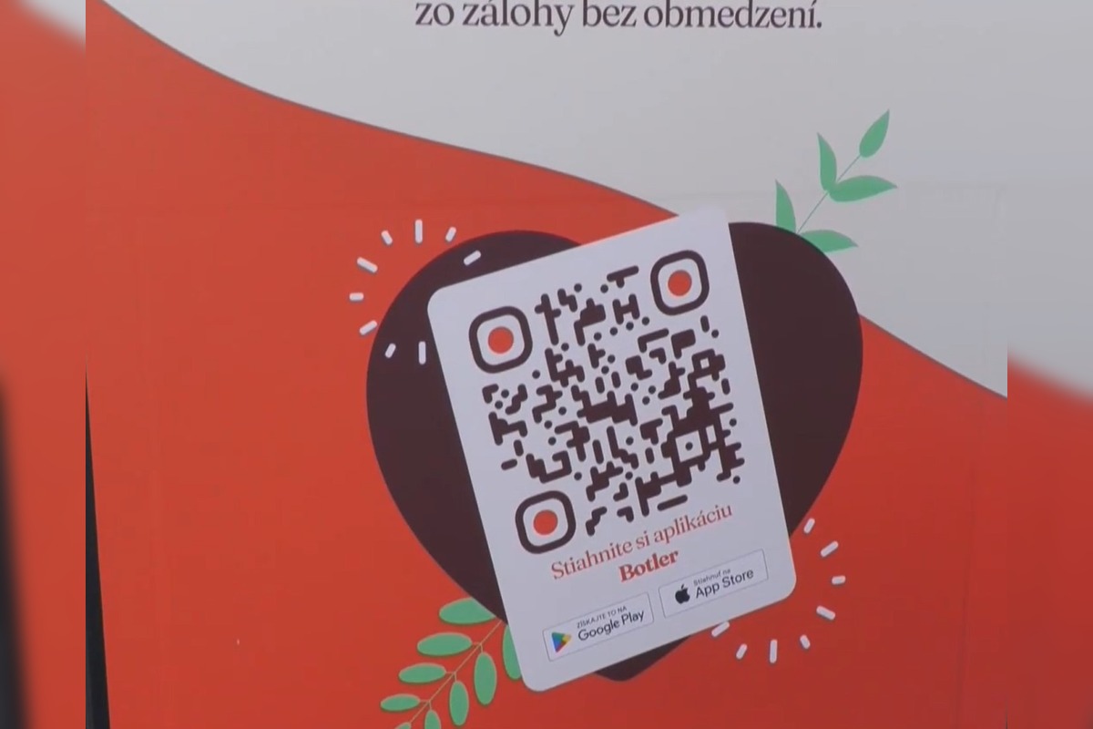 FOTO: Obyvatelia Partizánskeho majú noví fĺaškomat, ktorý posiela peniaze priamo na účet , foto 1