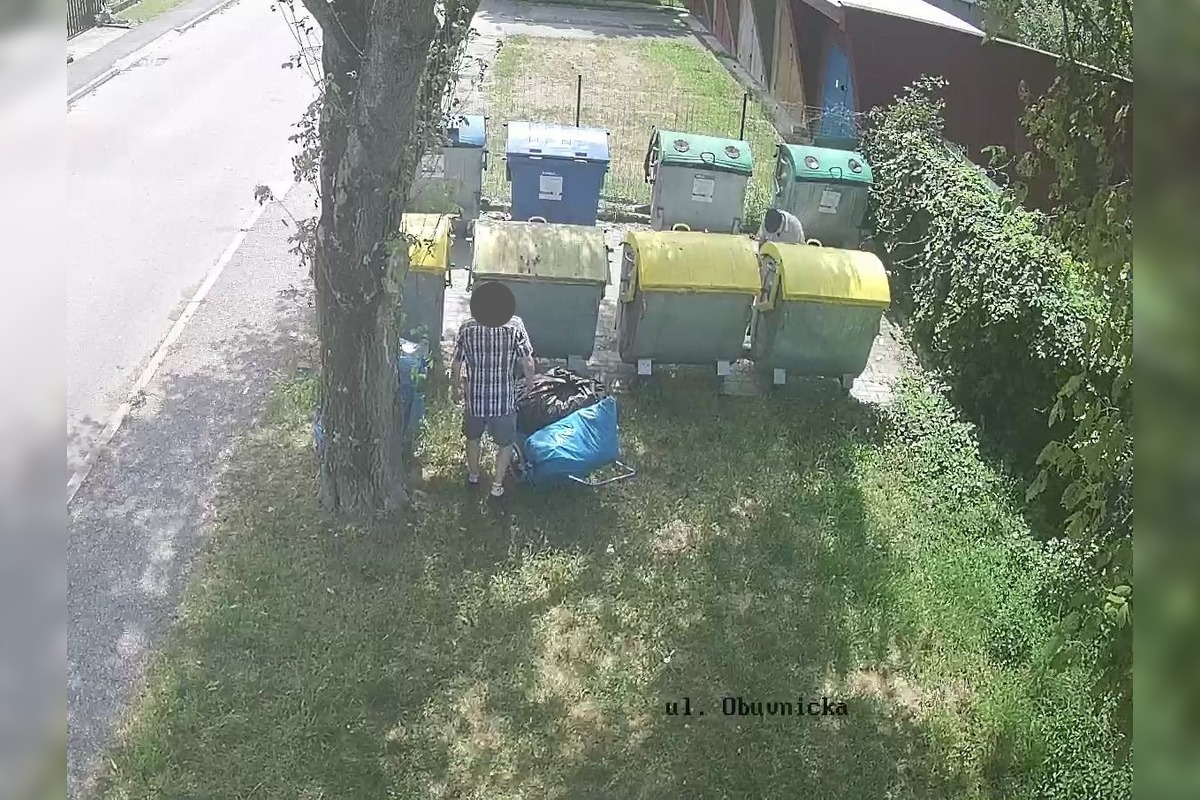 FOTO: Mestská polícia v Partizánskom identifikovala pôvodcu čiernej skládky vďaka kamerám, foto 3