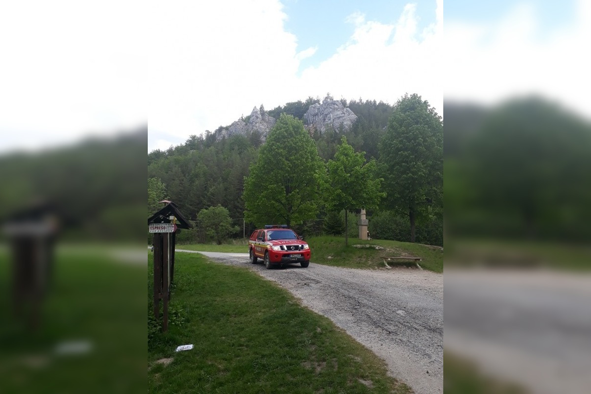 FOTO: Zvýšené riziko požiarov v Trenčianskom kraji sa skončilo. Hasiči ukončili preventívne kontroly, foto 2