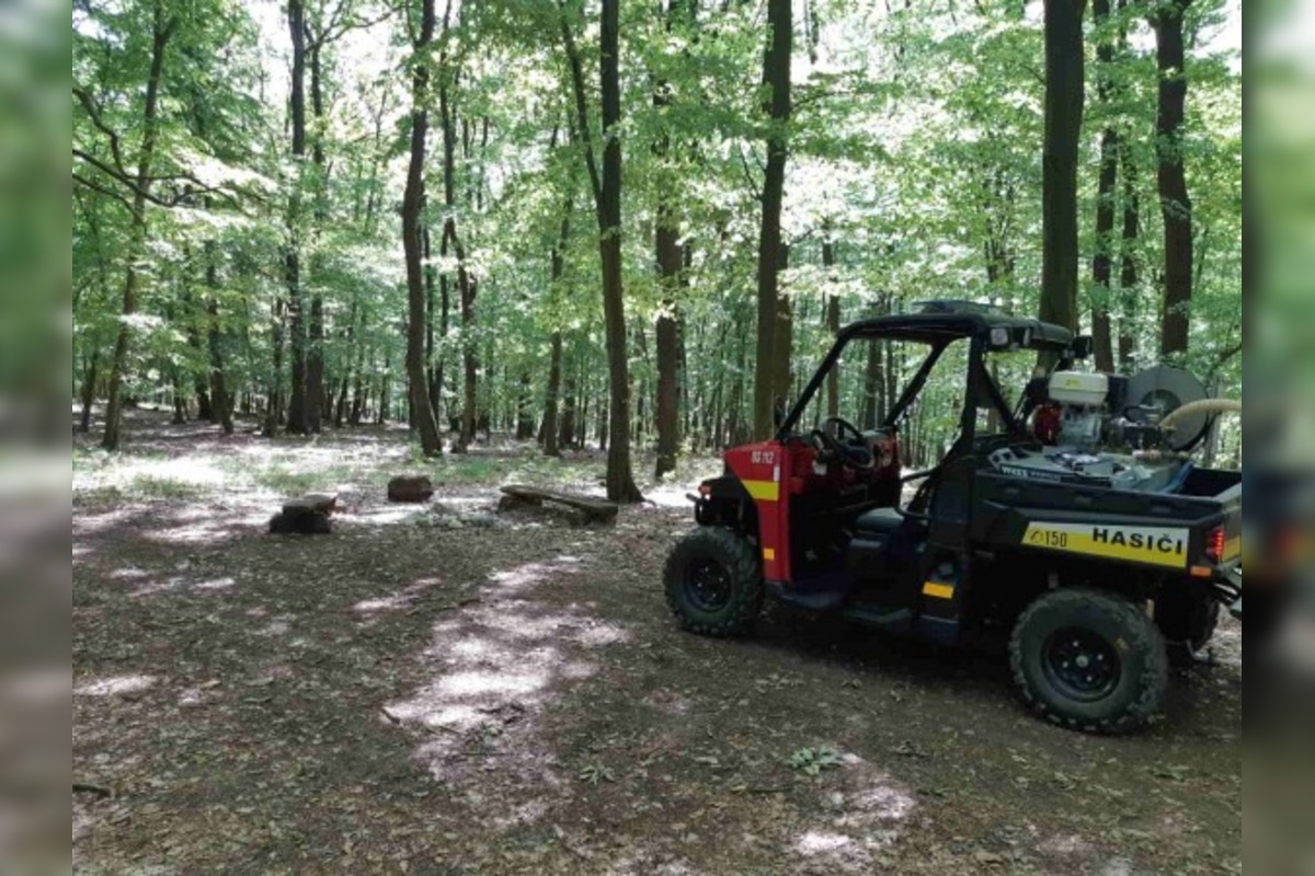 FOTO: Zvýšené riziko požiarov v Trenčianskom kraji sa skončilo. Hasiči ukončili preventívne kontroly, foto 3