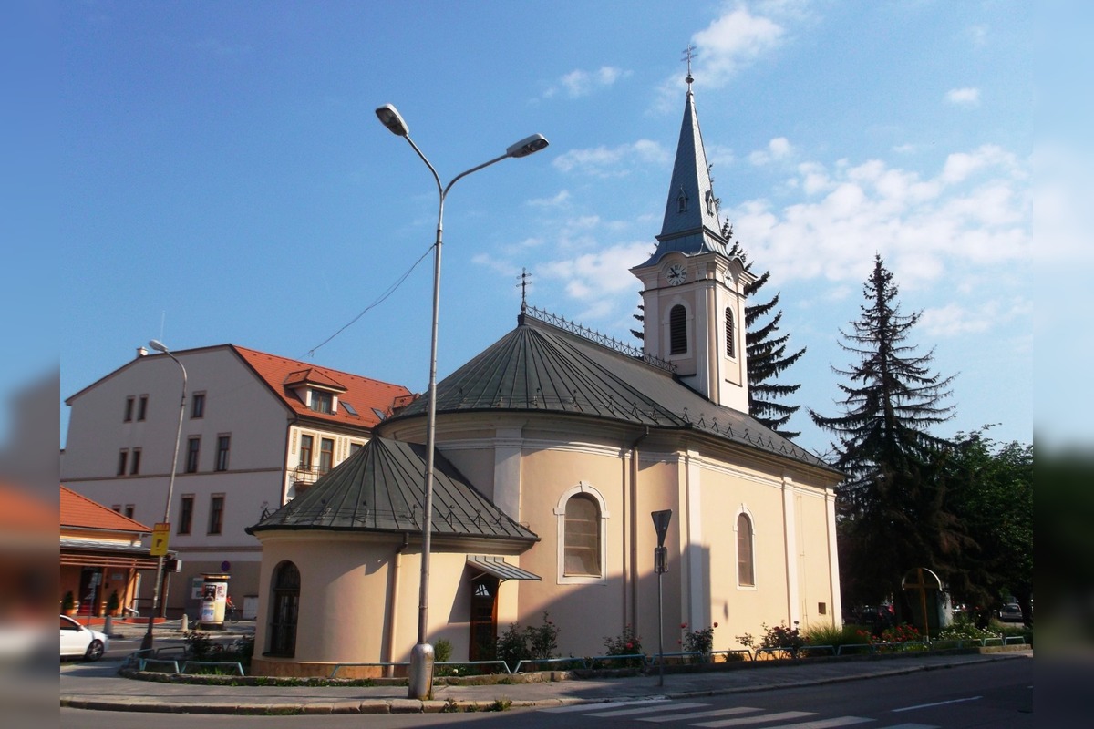 FOTO: Námestie sv. Anny v Trenčíne nieslo počas histórie nakoľko názvov , foto 1