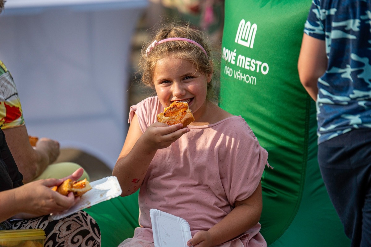 FOTO: Spomienky na prázdniny ožijú: Marhuľová párty plná hudby a hier v Novom Meste nad Váhom, foto 6