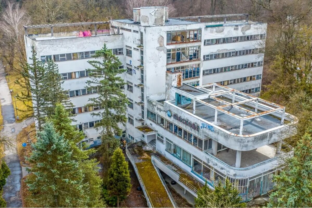 FOTO: Machnáč pri Trenčianskych Tepliciach naďalej chátra , foto 5