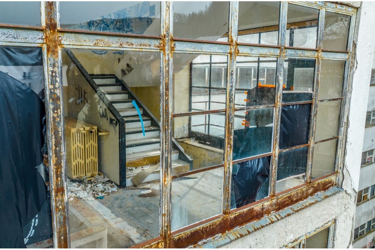 FOTO: Machnáč pri Trenčianskych Tepliciach naďalej chátra , foto 7