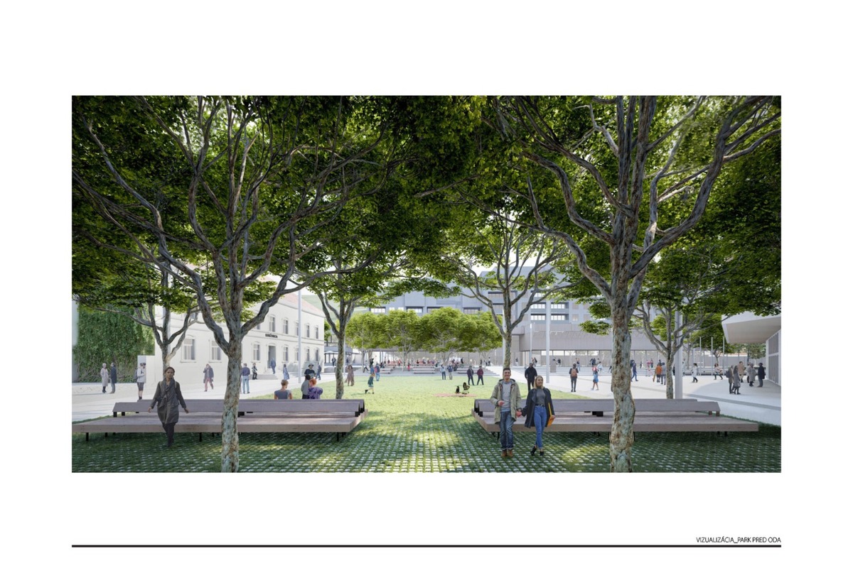 FOTO: Trenčania, po novom môžete využiť nový bezbariérový chodník pred okresným úradom, foto 6