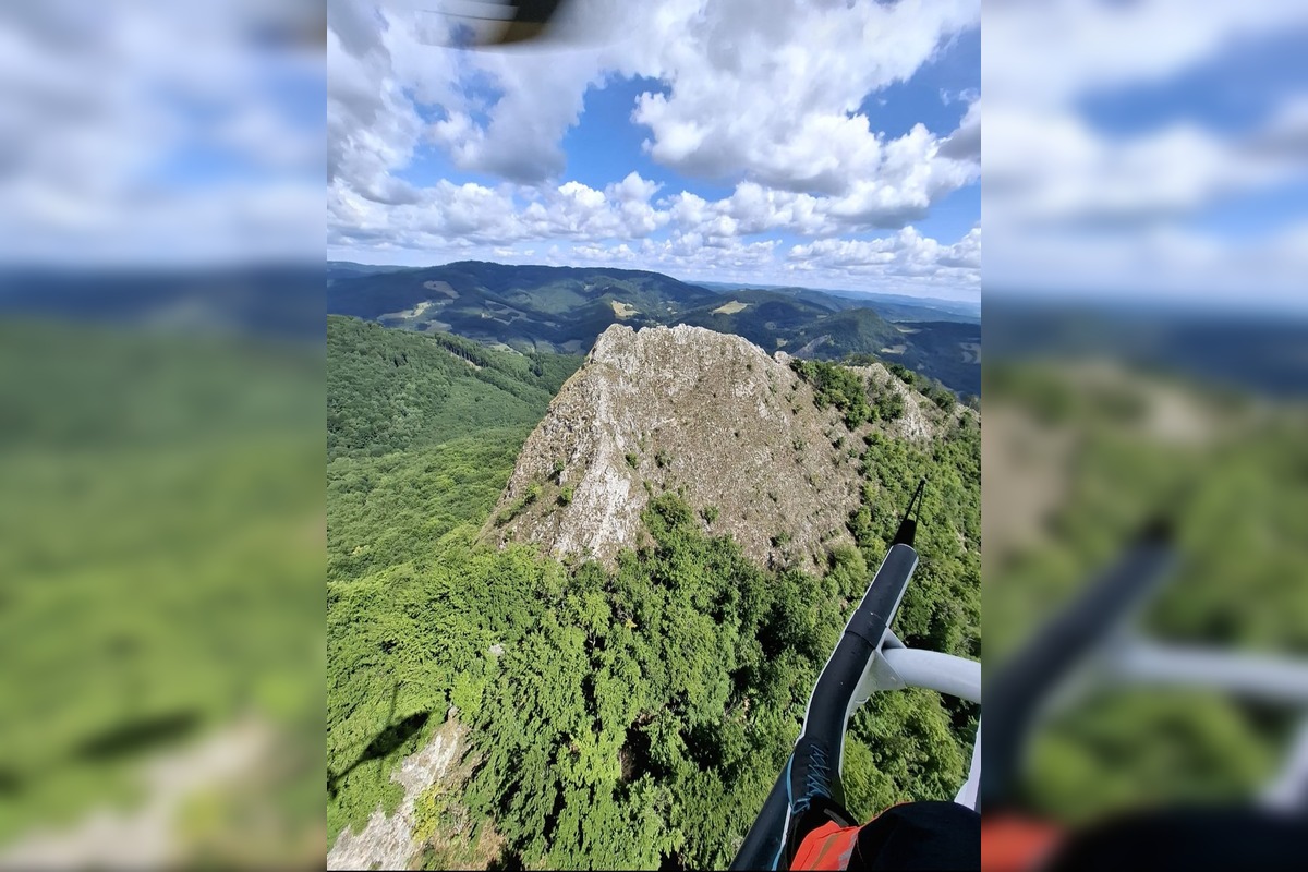 FOTO: Dráma na Vršatci: Česká turistka si poranila nohu, prišla si po ňu letecká záchranka, foto 4