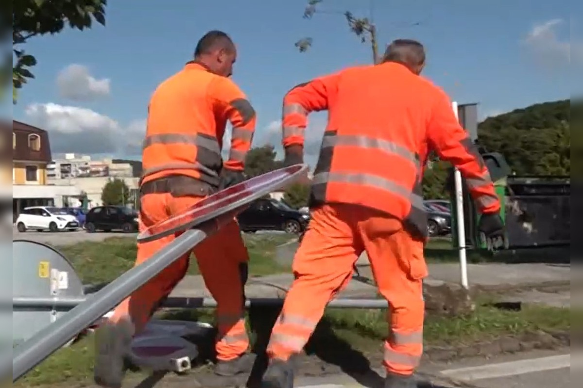 FOTO: V Trenčianskych Tepliciach presúvajú autobusovú stanicu , foto 2