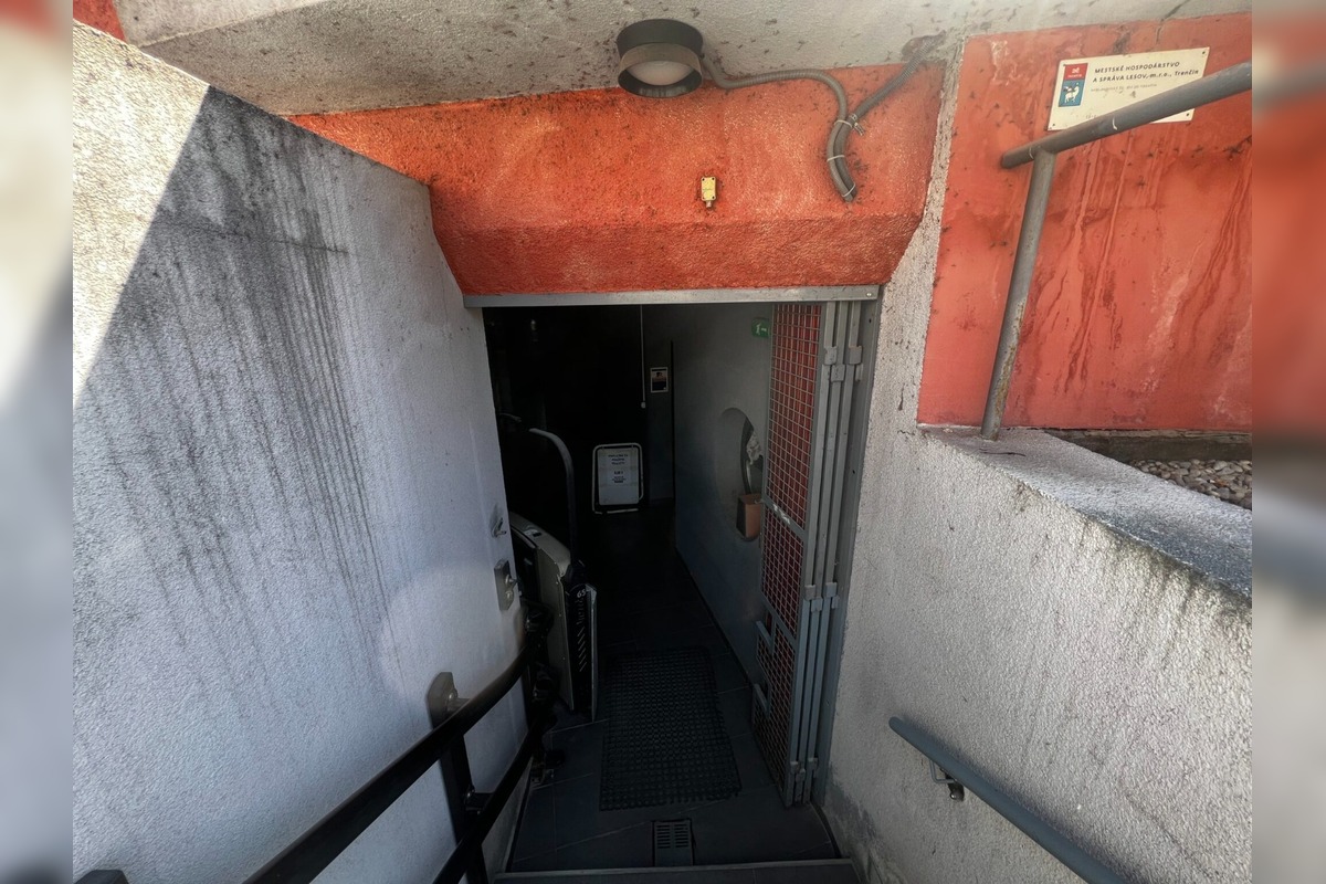 FOTO: Sládkovičova ulica v Trenčíne dostane nové verejné WC, počas prác budú k dispozícii toalety na Farskej, foto 5