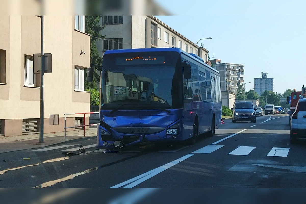 FOTO: V Dubnici nad váhom sa stala nehoda , foto 1