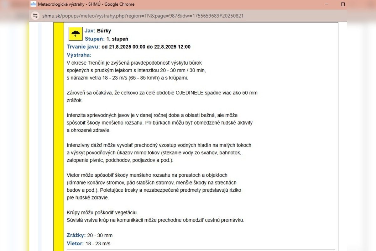 FOTO: Do trenčianskeho kraja sa vracajú v noci búrky, foto 1