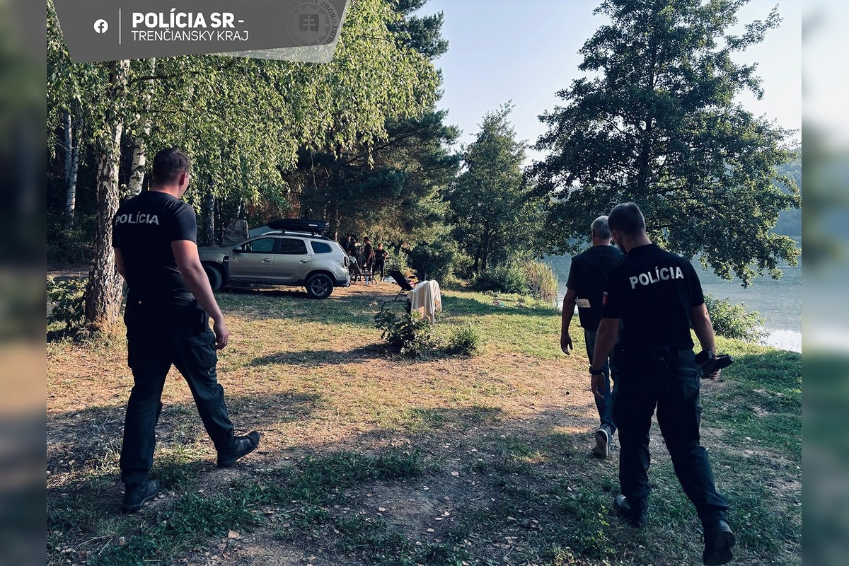 FOTO: Akcia „Háčik“! Polícia dohliadala na rybárov pri Bánovciach nad Bebravou, odhalila tri priestupky, foto 5