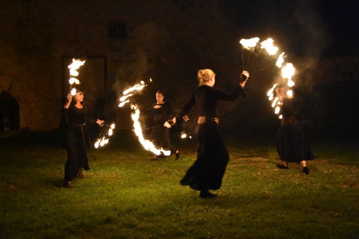 FOTO: Trenčiansky hrad opäť organizuje obľúbené nočné prehliadky , foto 3