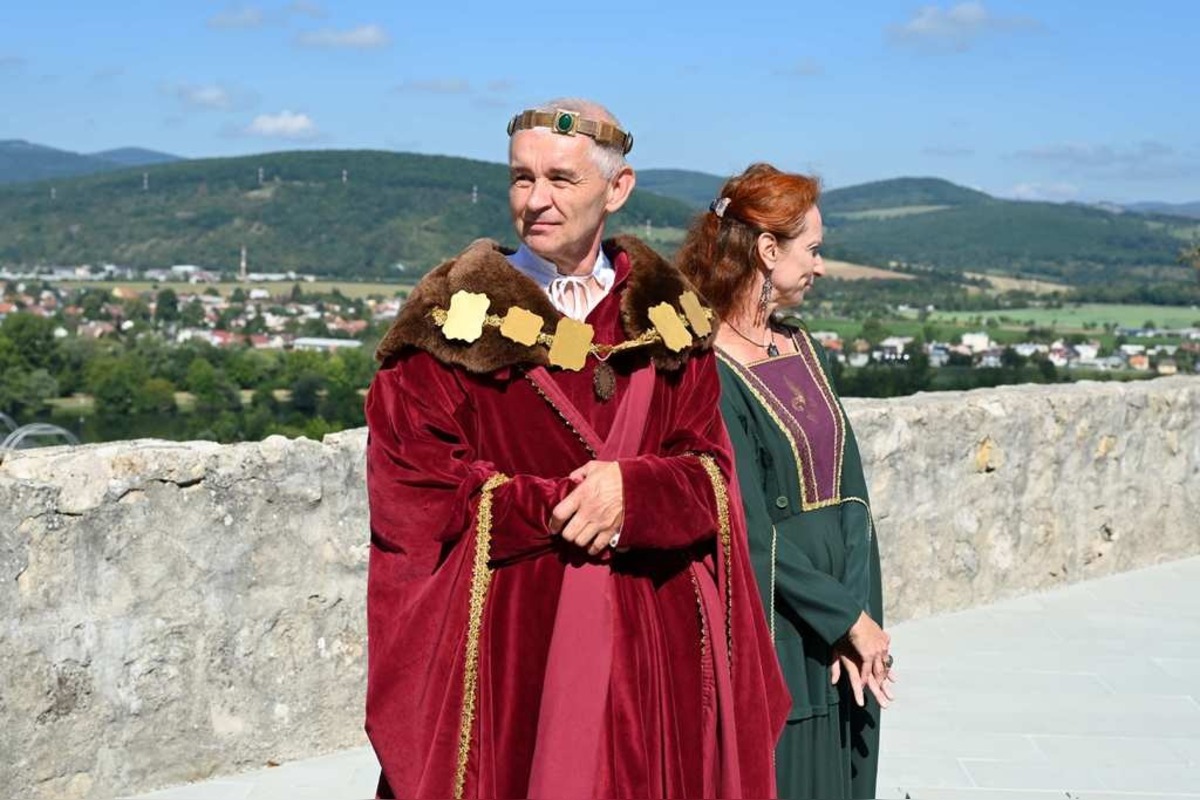 FOTO: Trenčiansky hrad dostal nový šat. Čo všetko sa na ňom vylepšilo?, foto 3