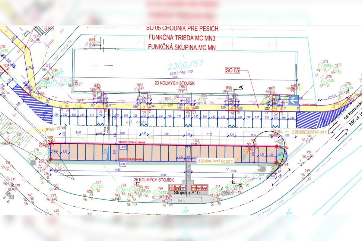 FOTO: Rekonštrukcia na sídlisku Pod hájom v Dubnici nad Váhom odštartovala, foto 7