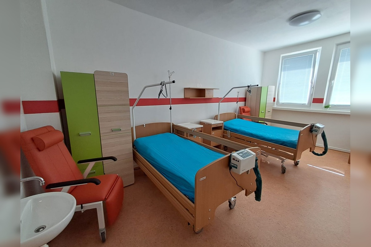 FOTO: Ilavský hospic slávnostne otvorili. Takto vyzerá po rekonštrukcii, foto 2