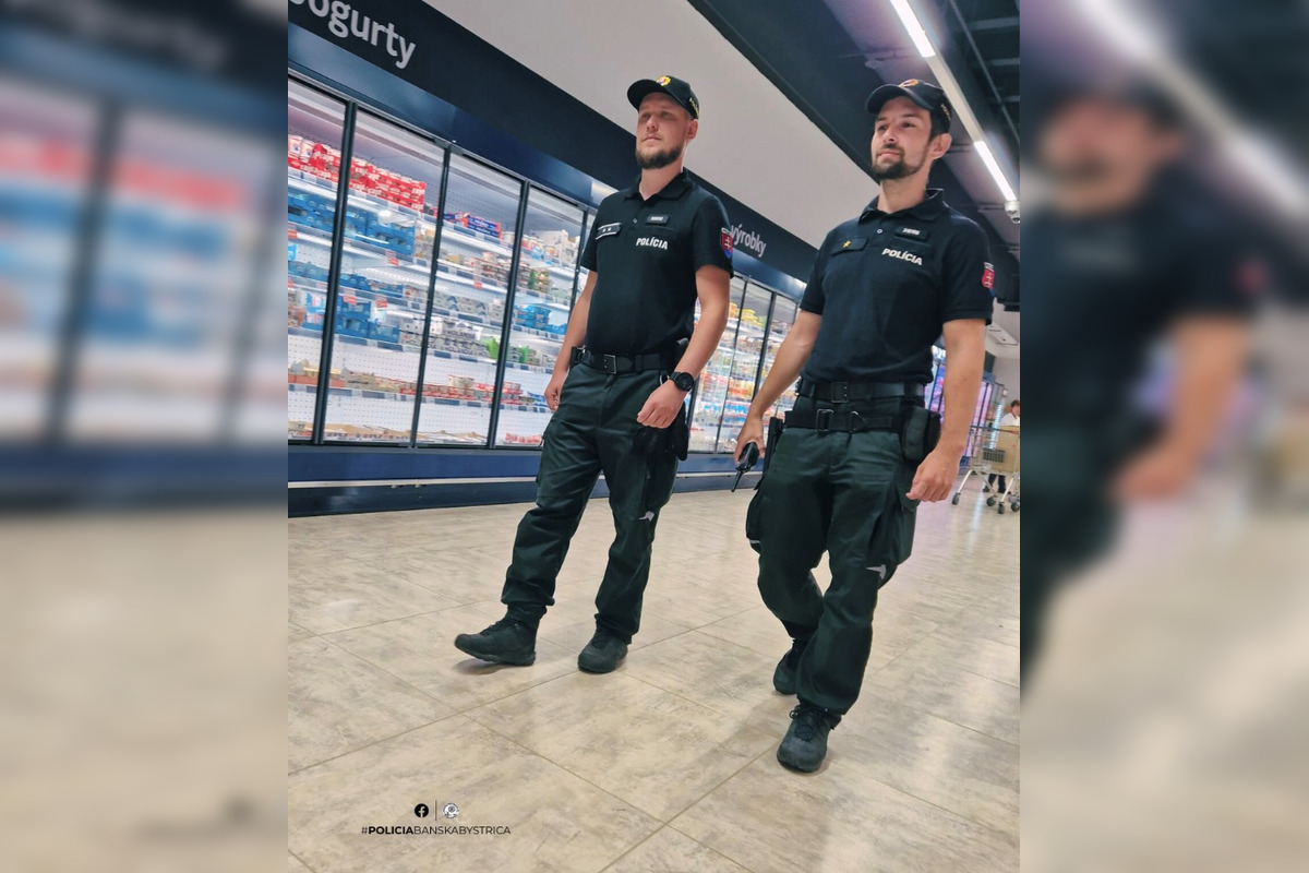 FOTO: Policajti v Trenčianskom kraji chytali zlodejov priamo v obchodoch, foto 8