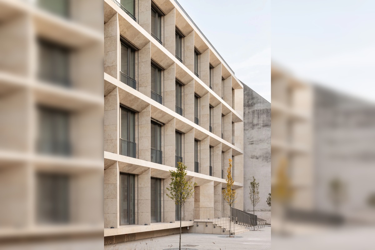 FOTO: Trenčín zabojuje o CE ZA AR, podporte projekt Námestie Sv. Anny 9, foto 1