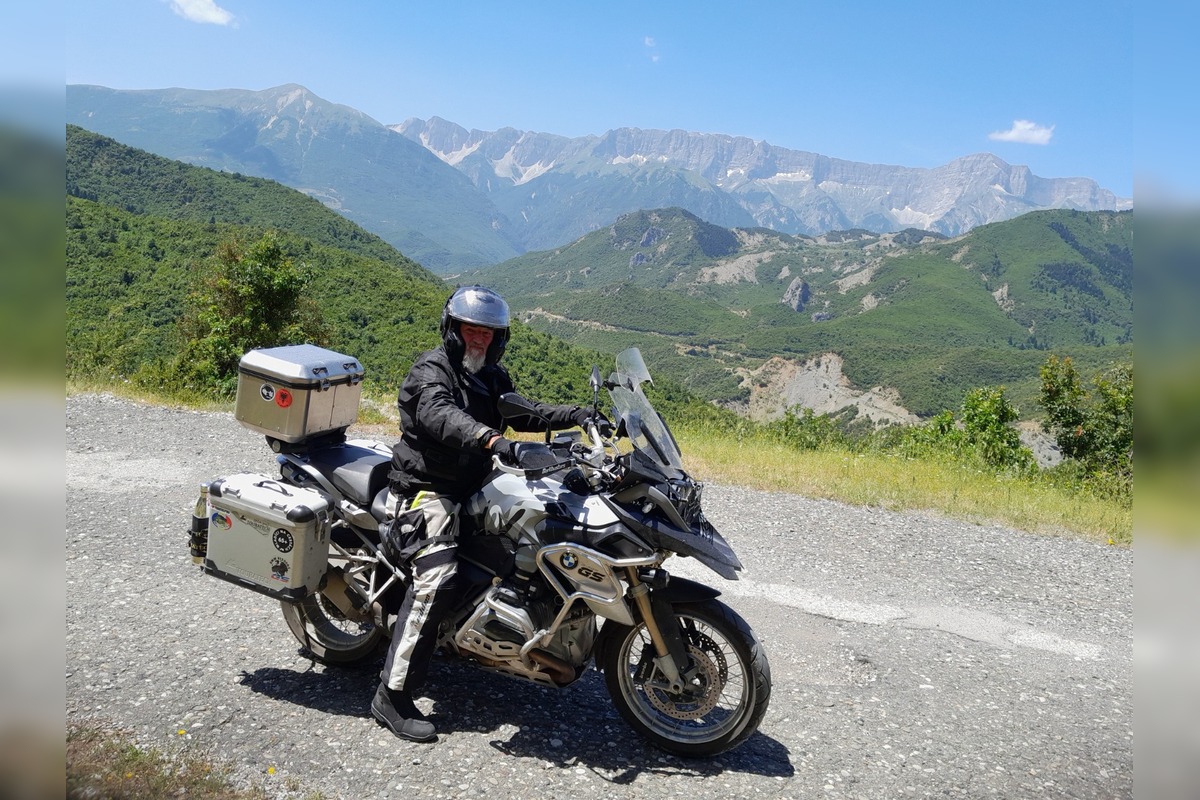 FOTO: Zomrel vášnivý motorkár Eduard Maťašovský z Považskej Bystrice, počas výletu v Rumunsku ho postihol infarkt, foto 5