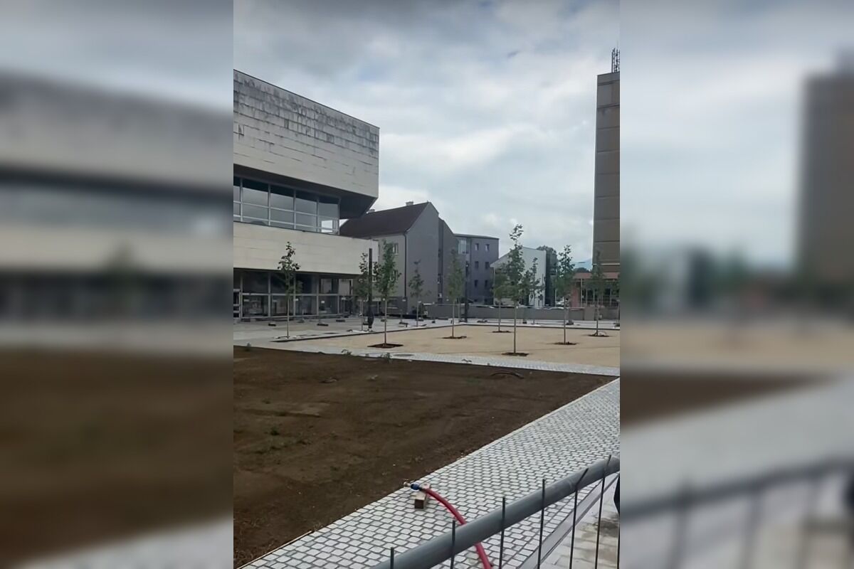 FOTO: Obyvateľom Trenčína sa revitalizácia páči, no majú výrady , foto 1