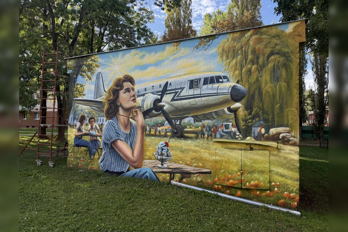 FOTO: Stará trafostanica dostala novú tvár, o maľby sa postaral známy grafiťák Martin Kremeň, foto 1