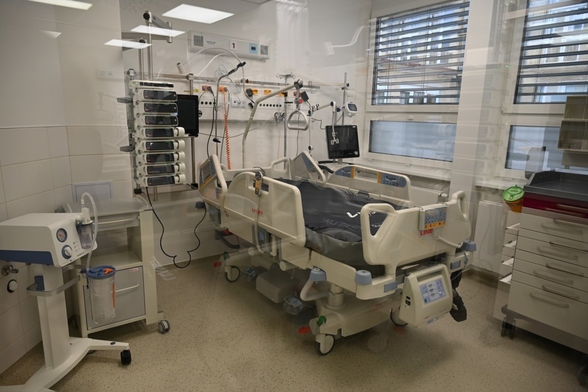 FOTO: Nemocnica otvorila zmodernizovanú JIS a OAIM, foto 3