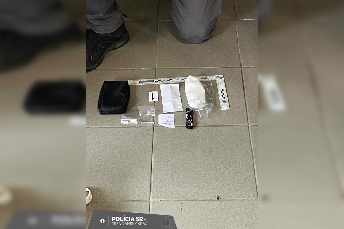 FOTO: Obvinenému hrozí až 15 rokov väzenia, foto 2