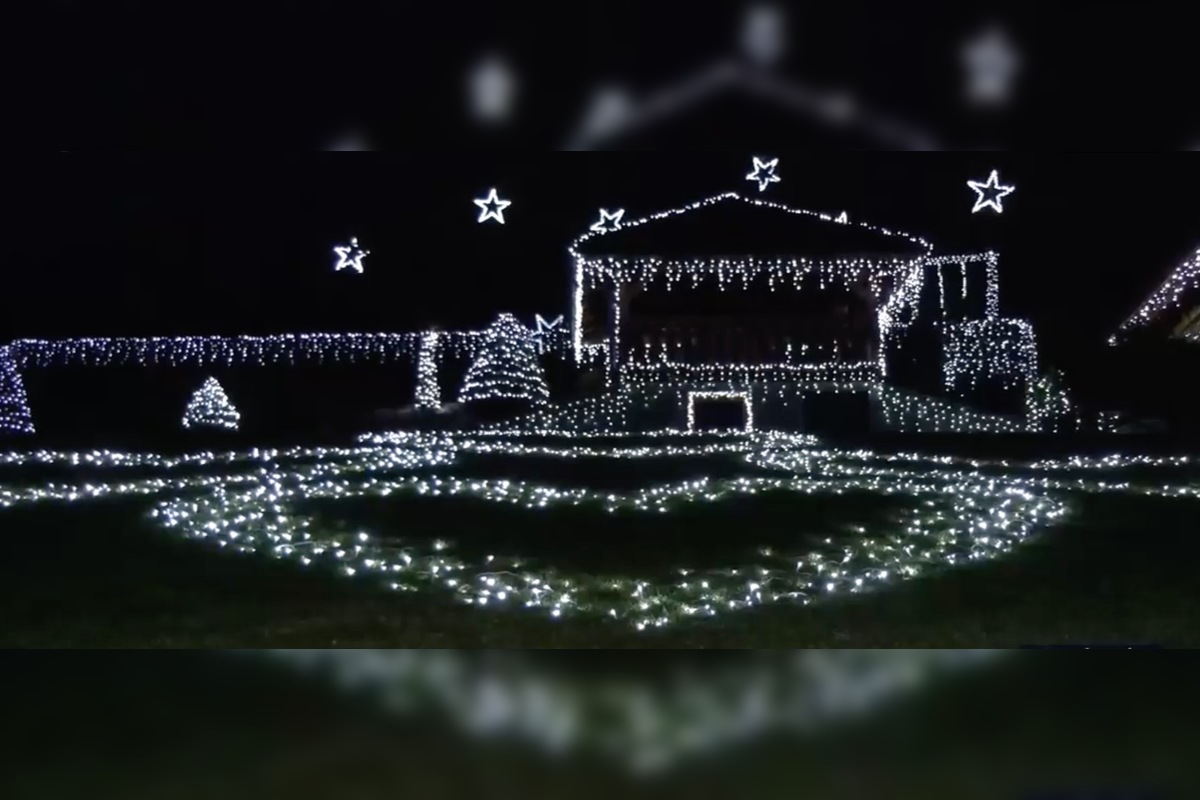 FOTO: Výzdoba obsahuje viac ako 43-tisíc svetiel, foto 2